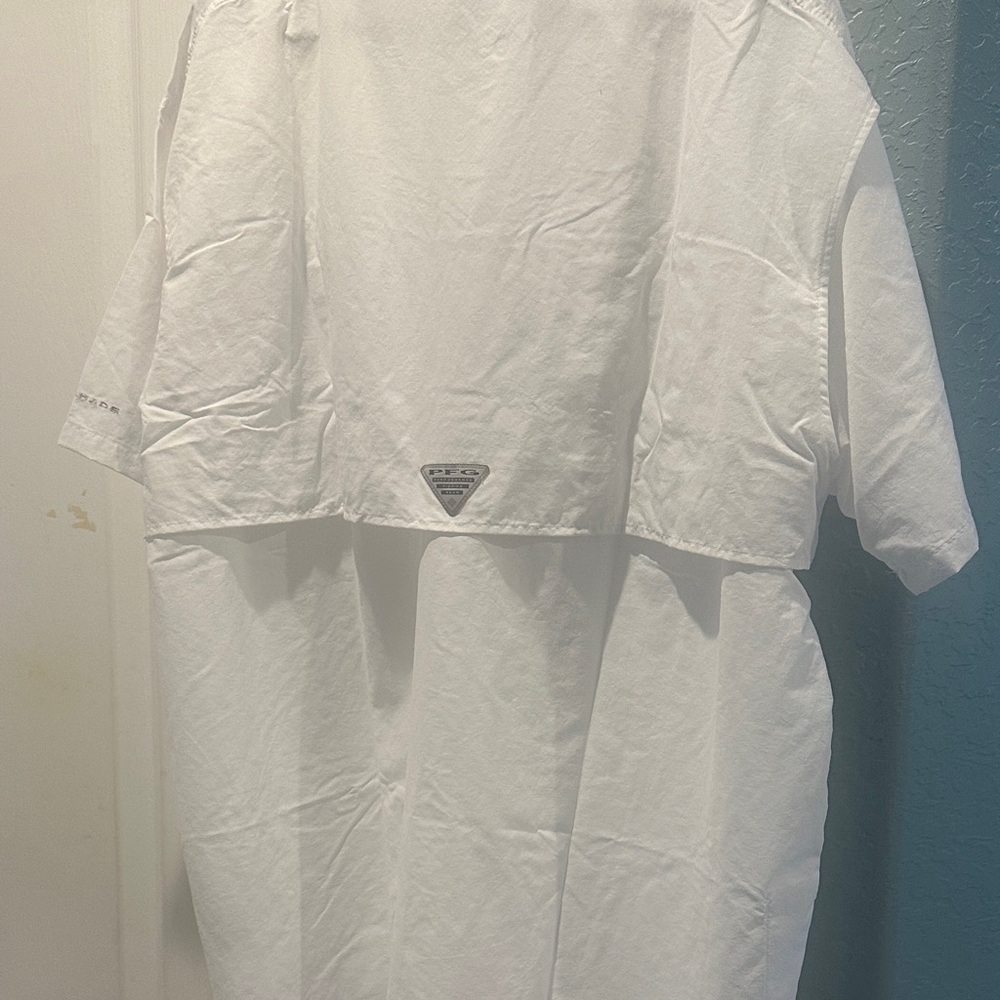 Columbia Men's White Casual Button Down Shirt omni shade relaxed Fit Size L - Picture 8 of 16